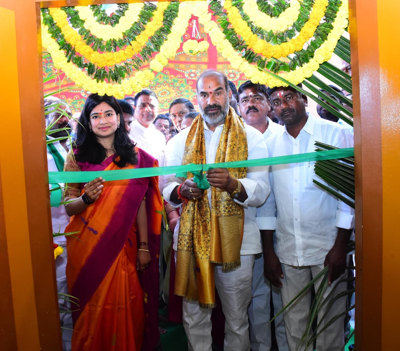  రుద్రంగిని మోడల్ గ్రామంగా తీర్చిదిద్దుతాం